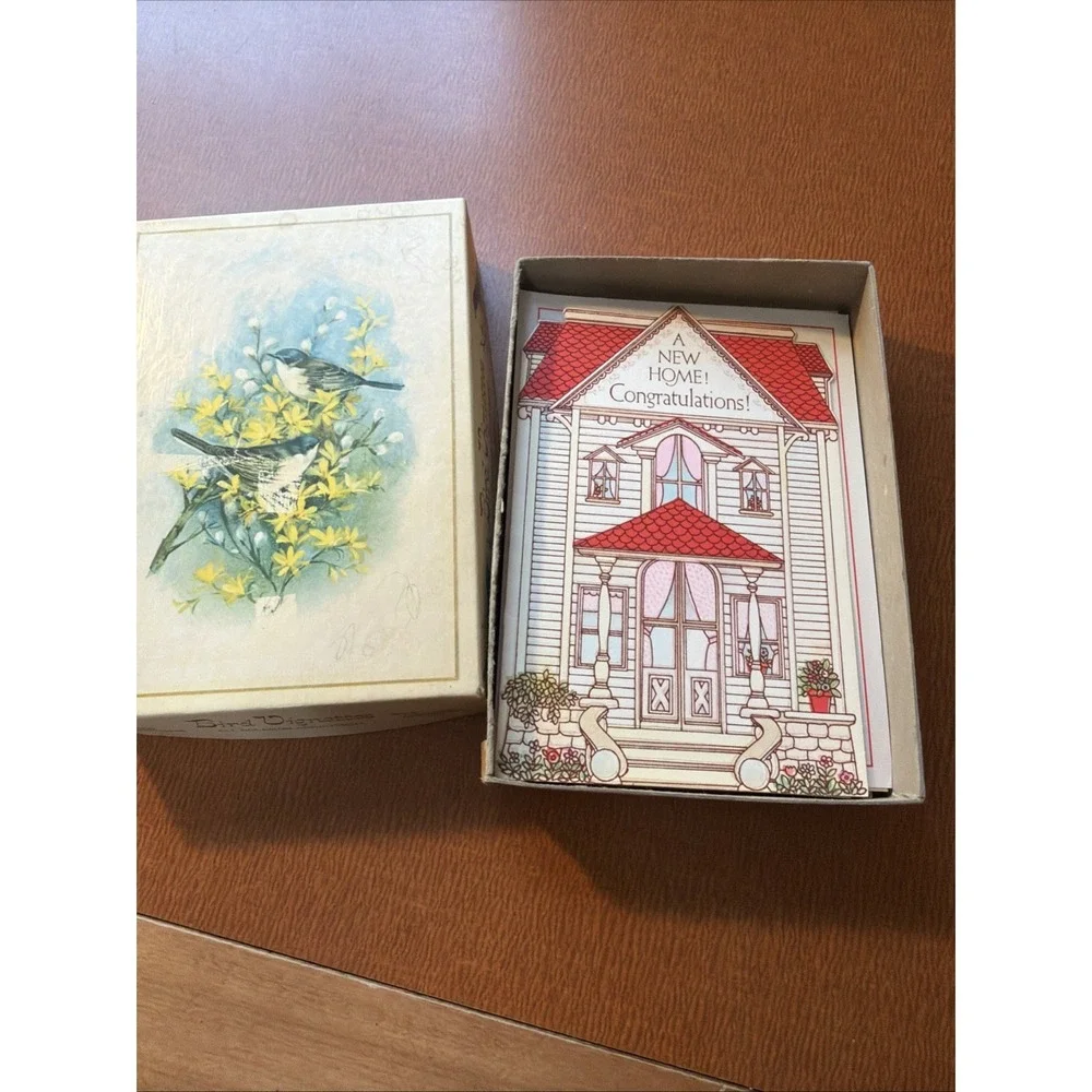 Vtg Card Box Coronation With A Mix Of Vtg Unused Cards Some With No Envelopes